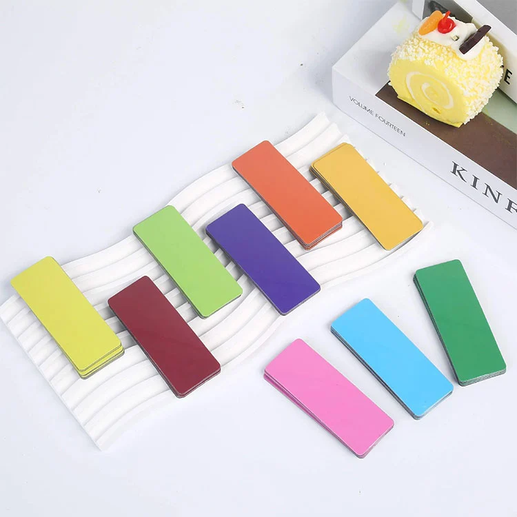 Magnete da frigorifero con lettera dell'alfabeto in metallo